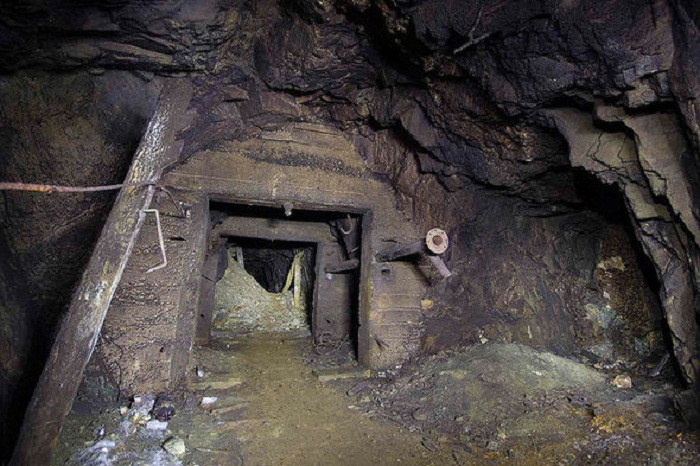 At least 2 found dead in mine in western Poland following earthquake 